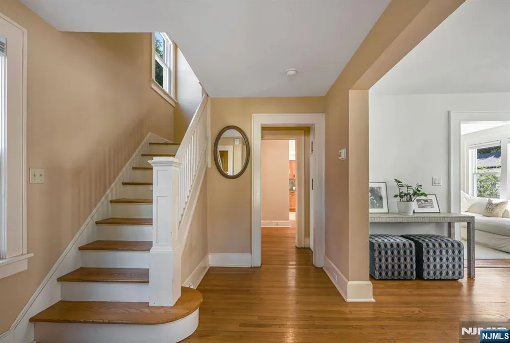 214 Paterson Avenue Midland Park, NJ 07432