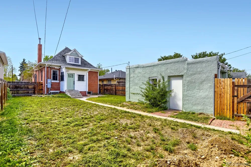 3048 Vine Street Denver, CO 80205