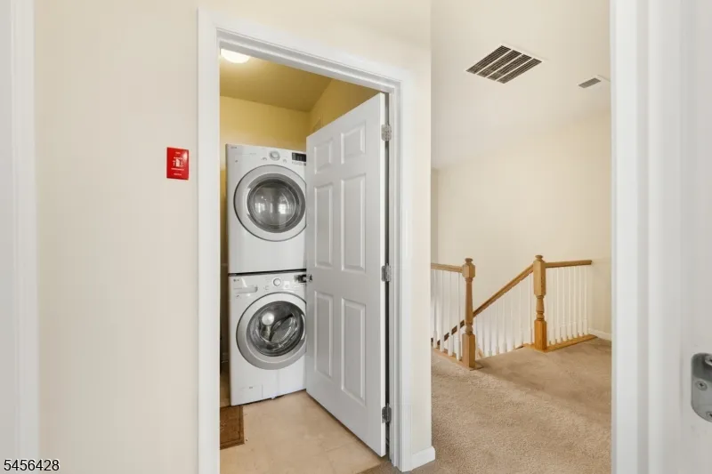 1423 Hudson Cir Highland Park, NJ 08904