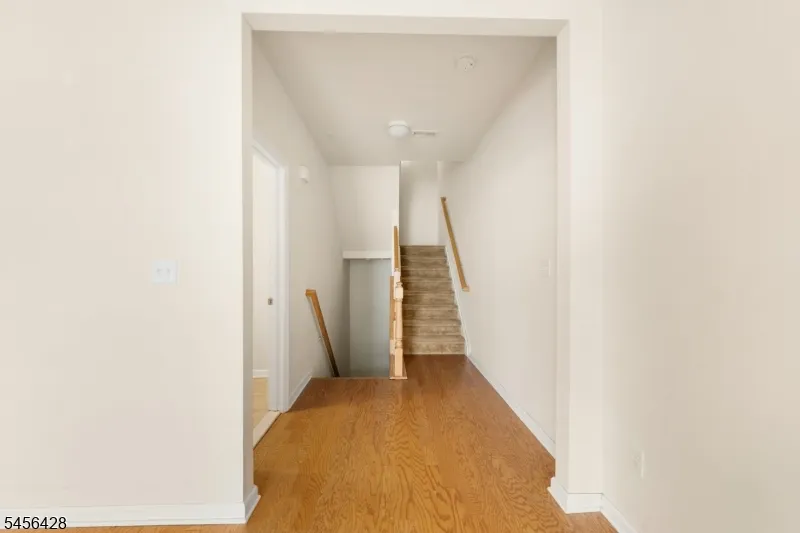 1423 Hudson Cir Highland Park, NJ 08904
