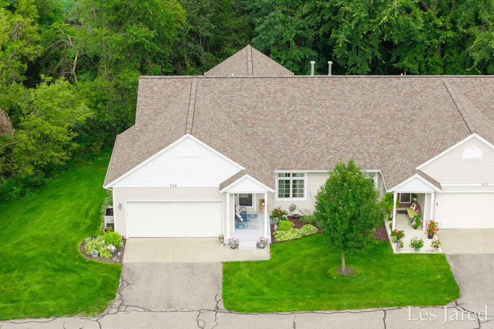 635 Raven Court Middleville, MI 49333