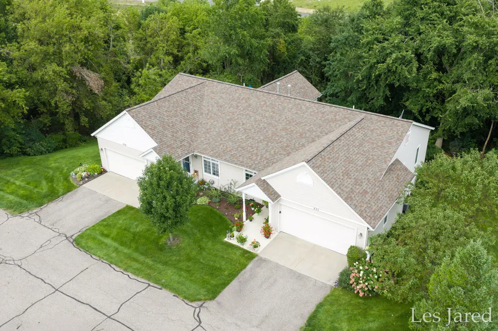 635 Raven Court Middleville, MI 49333