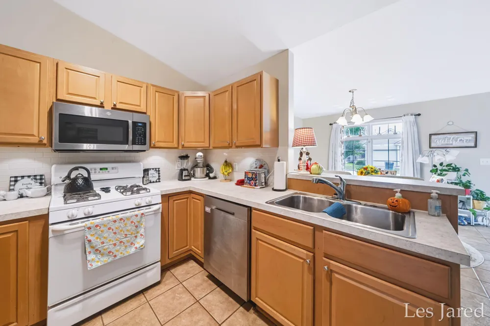 635 Raven Court Middleville, MI 49333