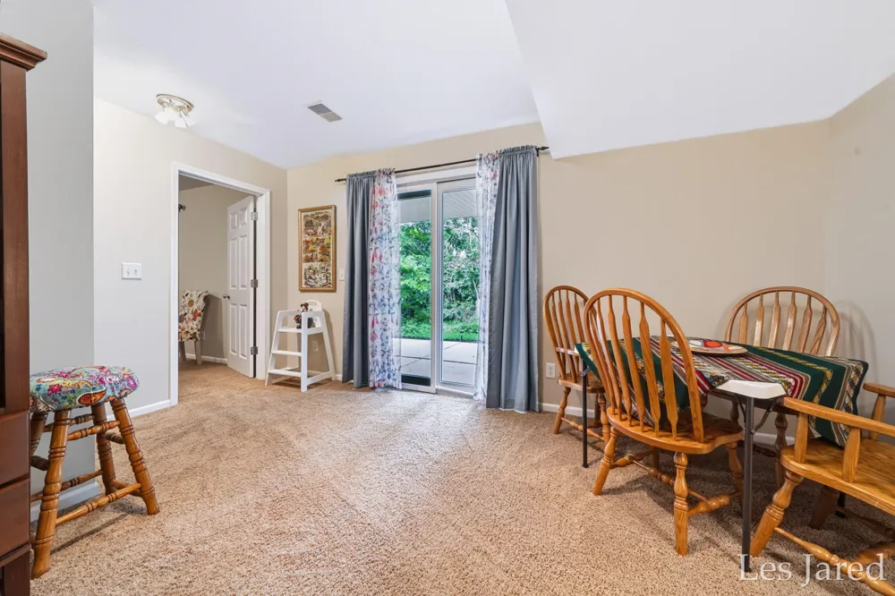 635 Raven Court Middleville, MI 49333