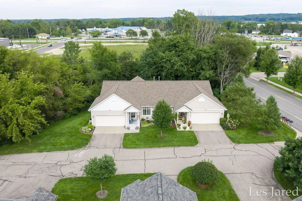 635 Raven Court Middleville, MI 49333