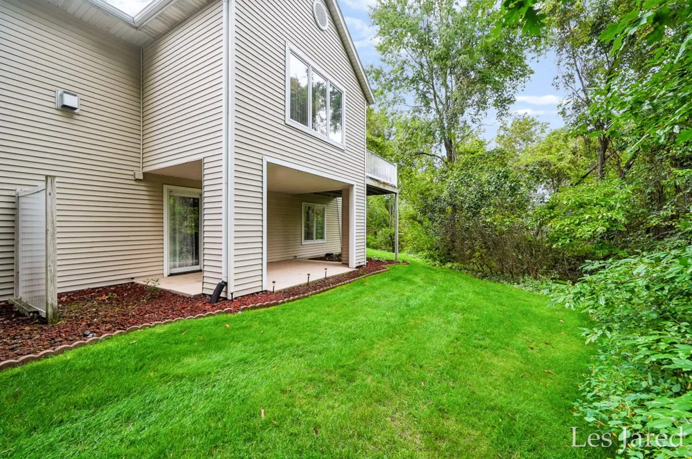 635 Raven Court Middleville, MI 49333