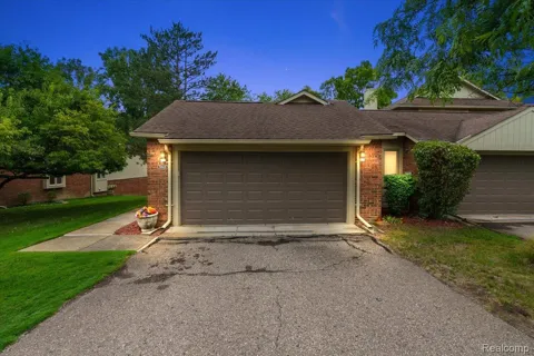 5515 Walnut Circle W #42