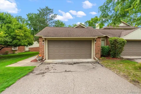 5515 Walnut Circle W #42