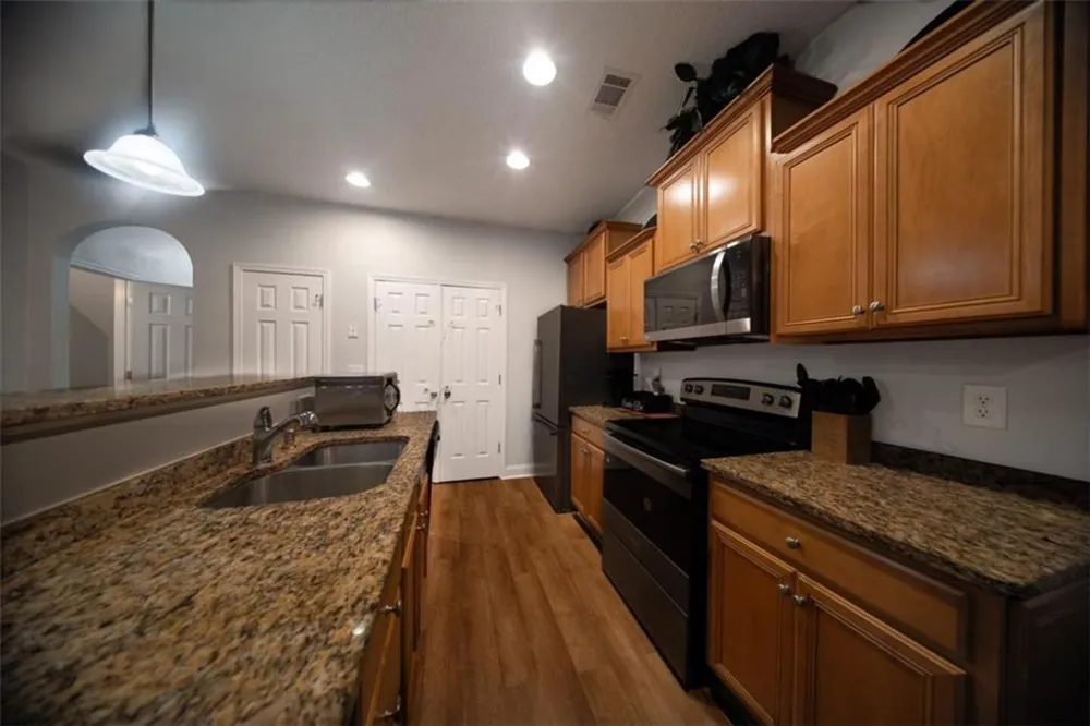 7070 Galloway Point Riverdale, GA 30296