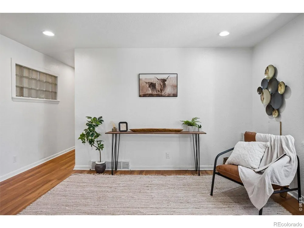 1325 Lima Street Aurora, CO 80010