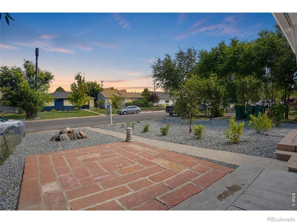 1325 Lima Street Aurora, CO 80010