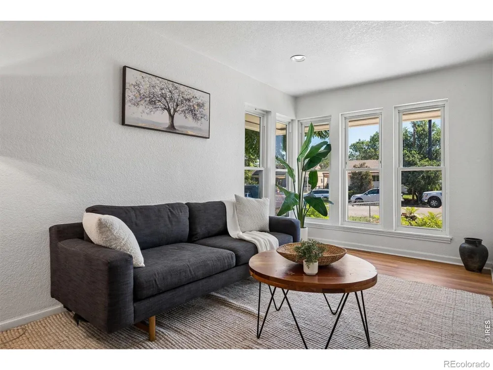1325 Lima Street Aurora, CO 80010