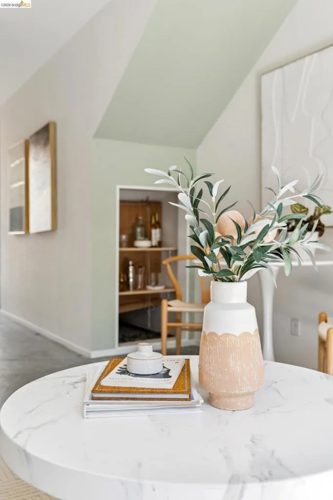 3751 Harrison St #200 Oakland, CA 94611