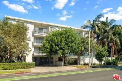 415 Montana Avenue #107