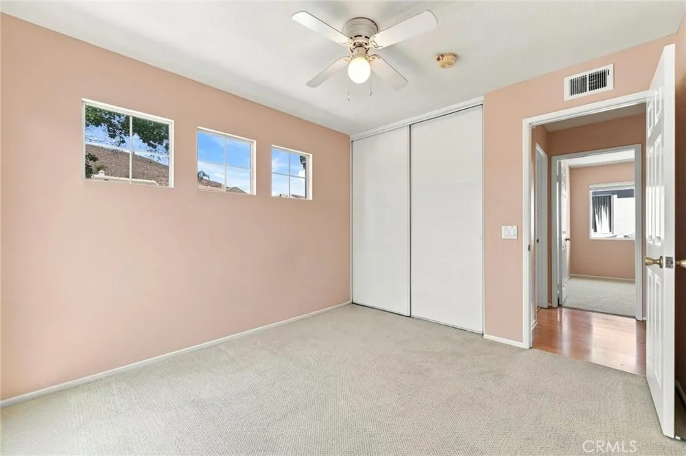 637 Avondale Corona, CA 92879