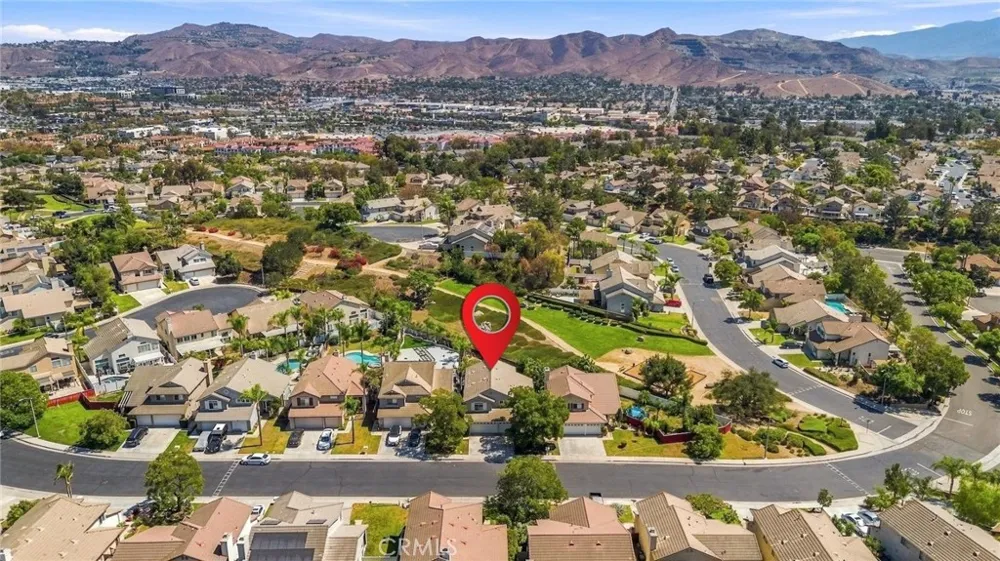 637 Avondale Corona, CA 92879