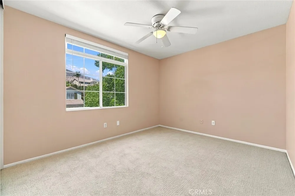 637 Avondale Corona, CA 92879