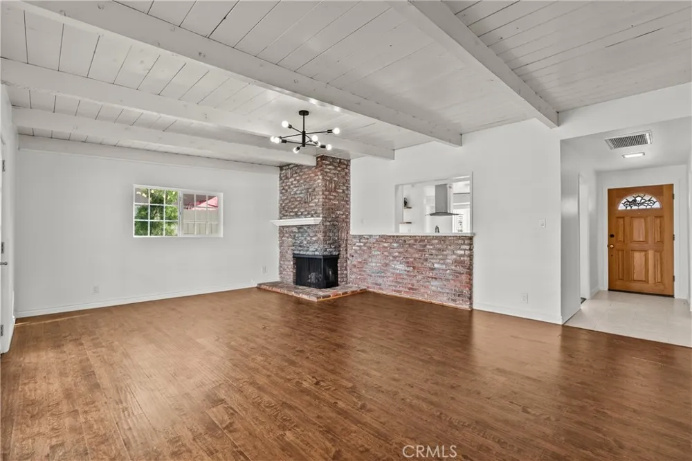 9632 Forbes Avenue Northridge, CA 91343
