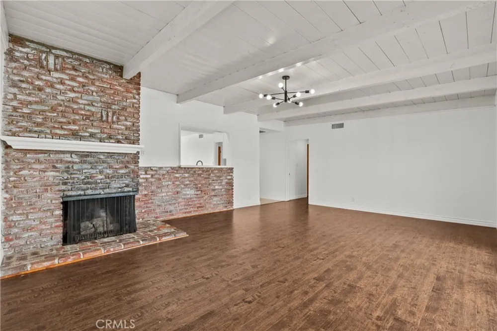 9632 Forbes Avenue Northridge, CA 91343