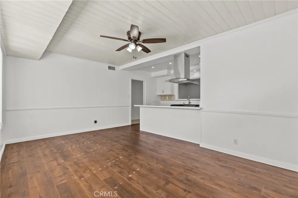 9632 Forbes Avenue Northridge, CA 91343