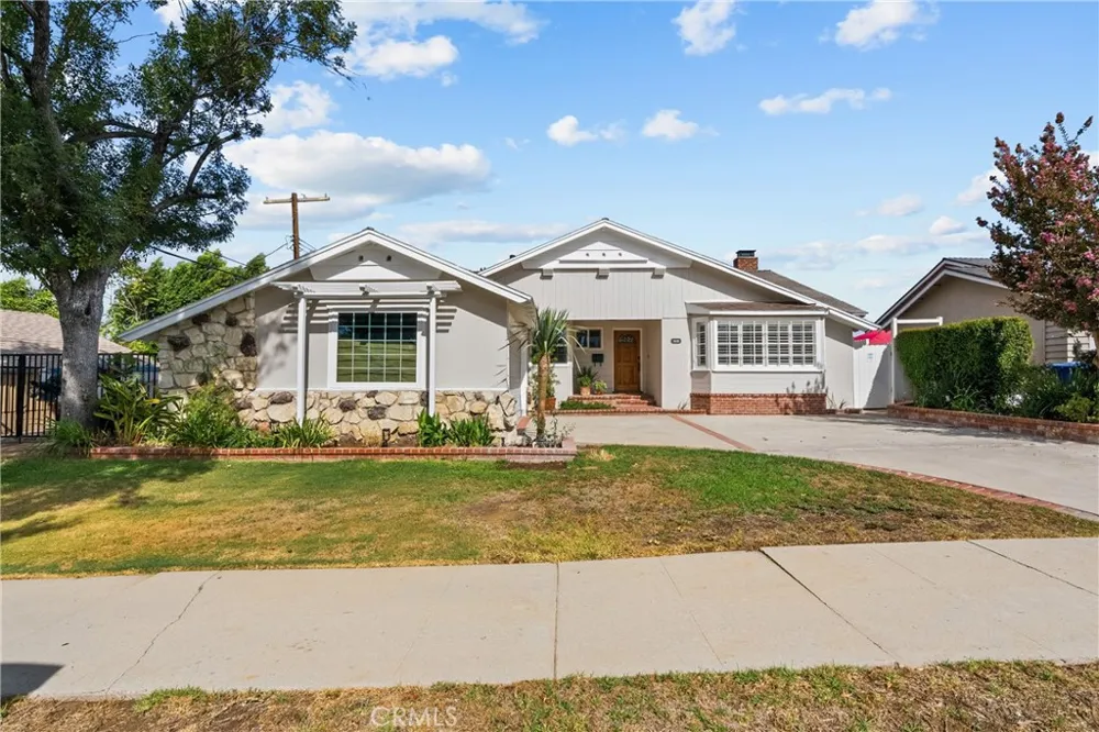 9632 Forbes Avenue Northridge, CA 91343