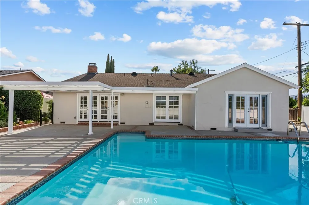 9632 Forbes Avenue Northridge, CA 91343
