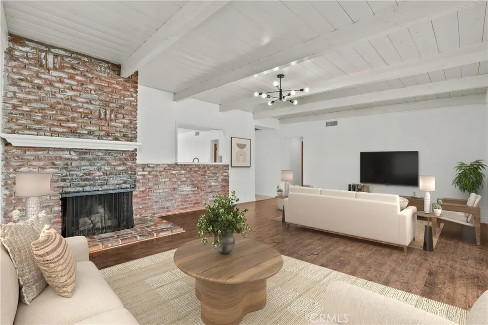 9632 Forbes Avenue Northridge, CA 91343