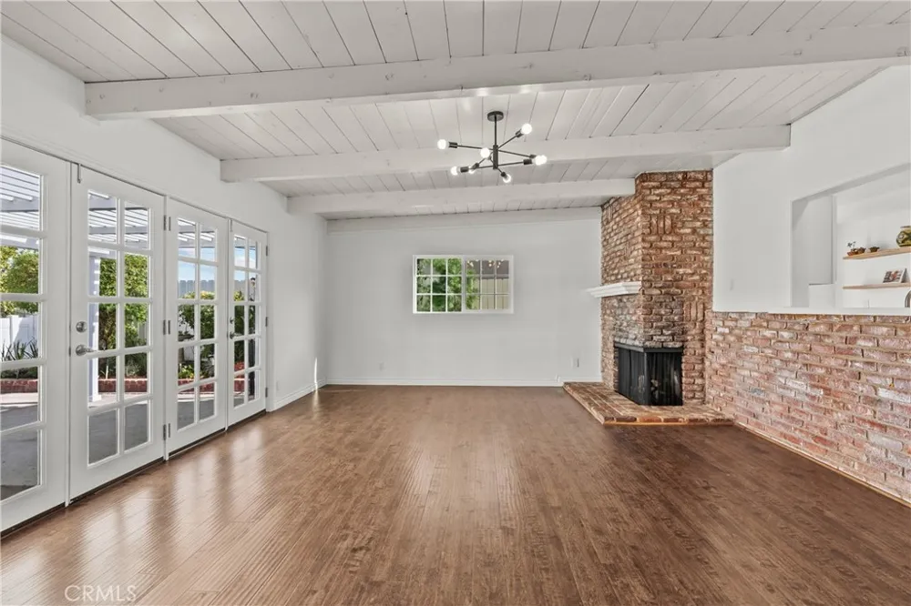 9632 Forbes Avenue Northridge, CA 91343