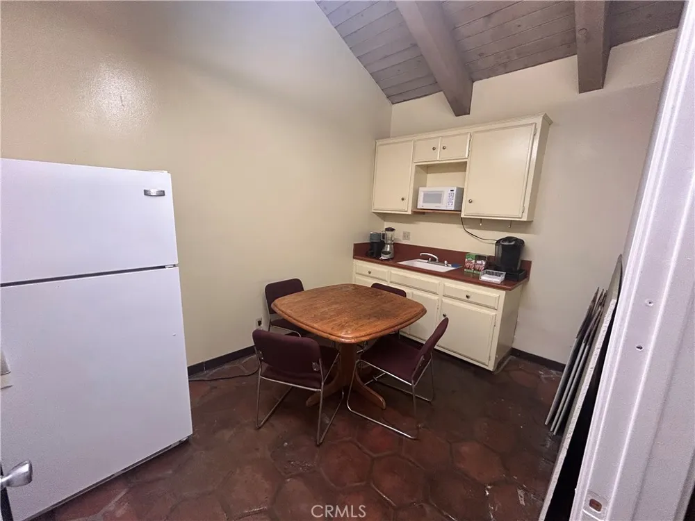 12616 Central Chino, CA 91710