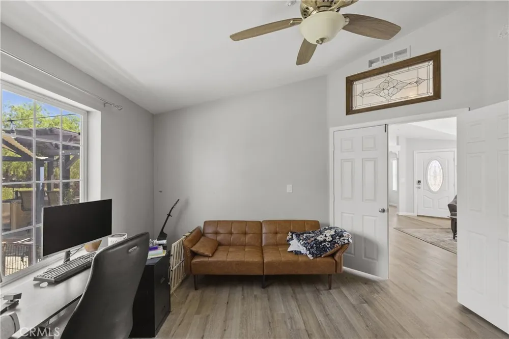 9914 W Lilac Road Escondido, CA 92026