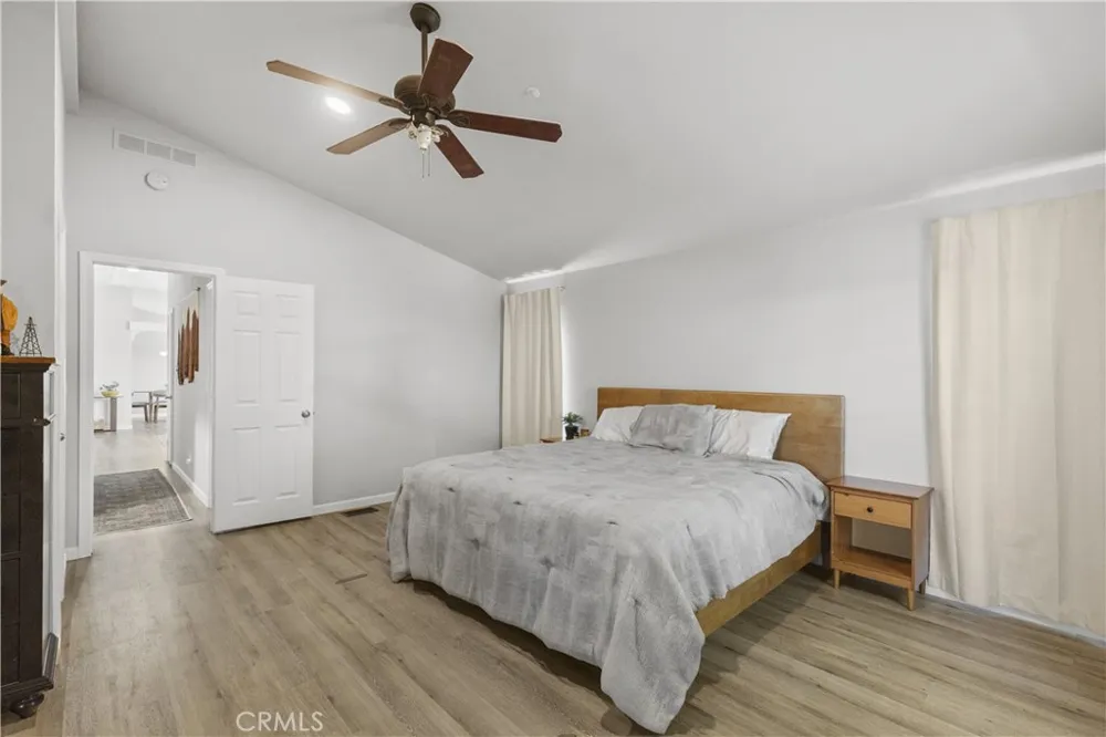 9914 W Lilac Road Escondido, CA 92026