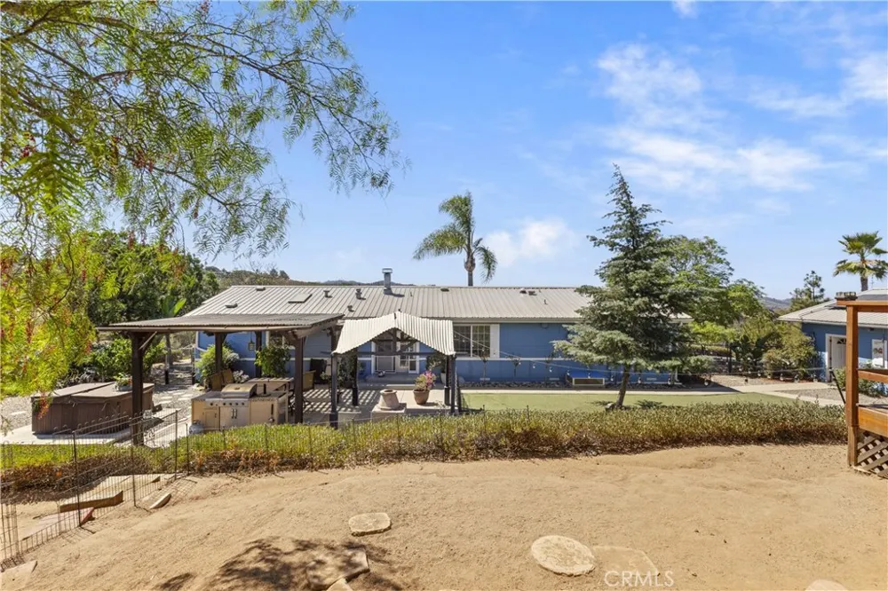 9914 W Lilac Road Escondido, CA 92026