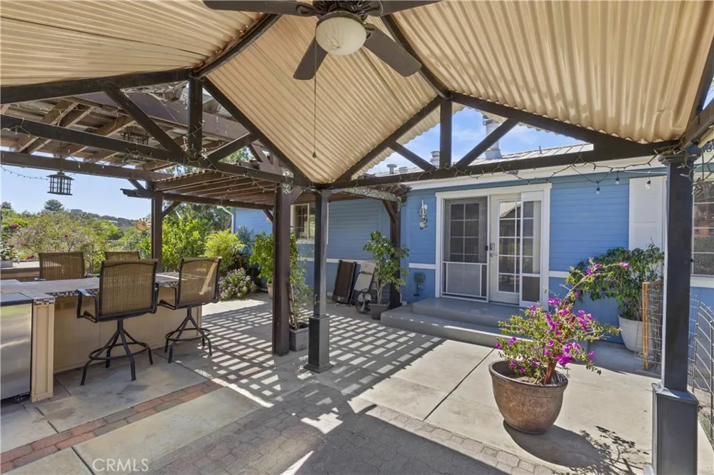 9914 W Lilac Road Escondido, CA 92026