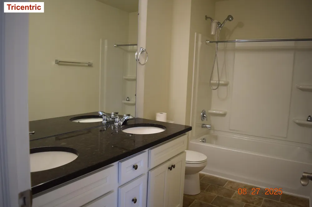 49577 Shoreline Drive Canton, MI 48187