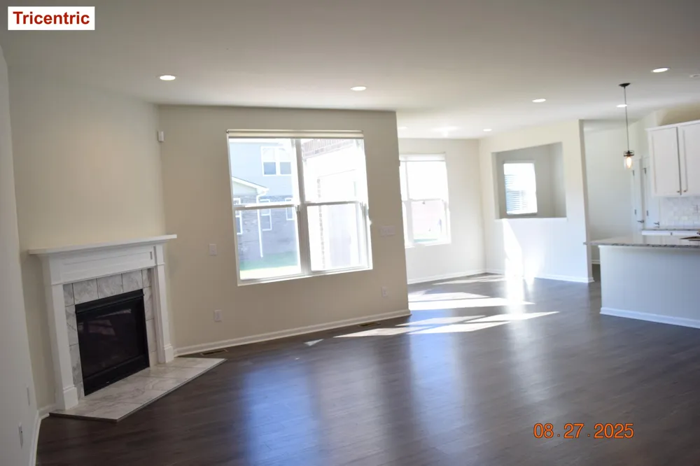 49577 Shoreline Drive Canton, MI 48187