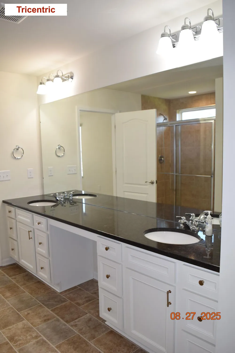 49577 Shoreline Drive Canton, MI 48187