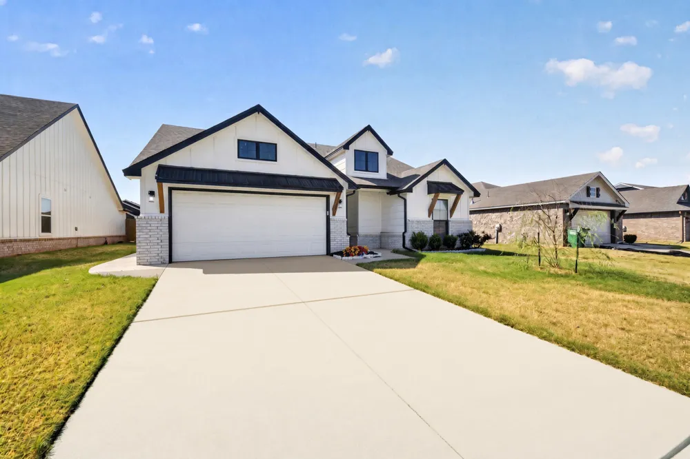13102 E 124th Street Collinsville, OK 74021