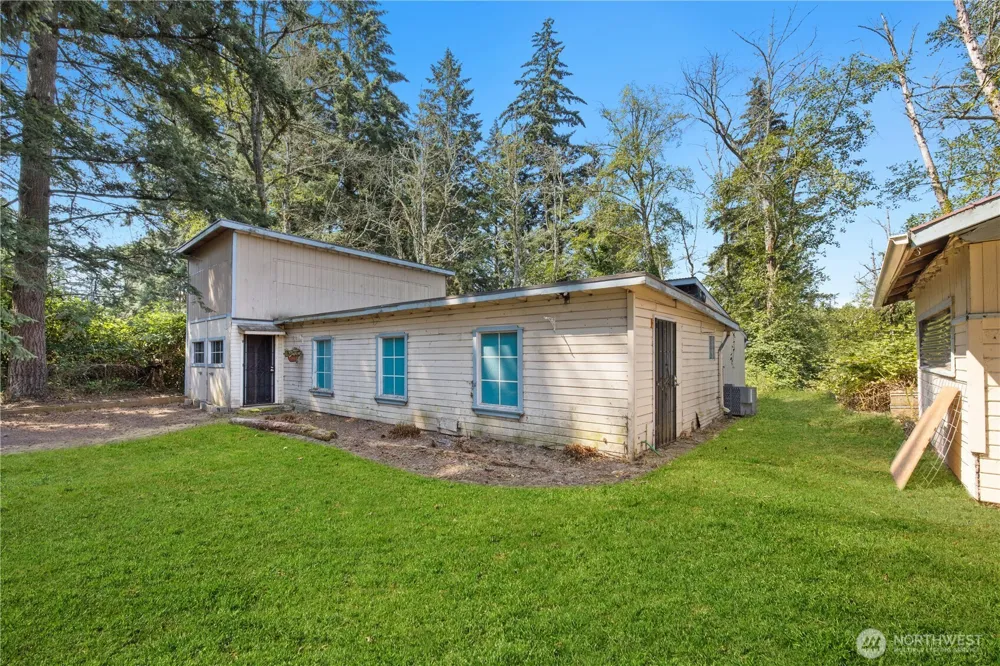 35821 Military Road S Auburn, WA 98001