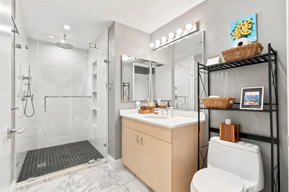 901 W 9th Street #216 Austin, TX 78703