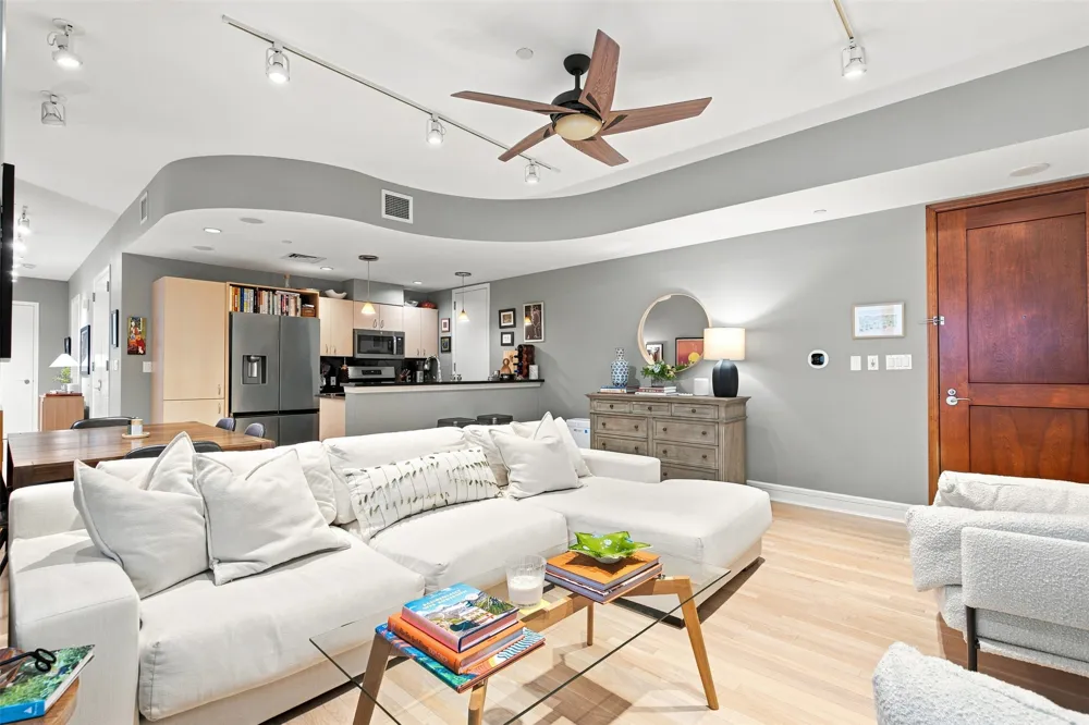 901 W 9th Street #216 Austin, TX 78703