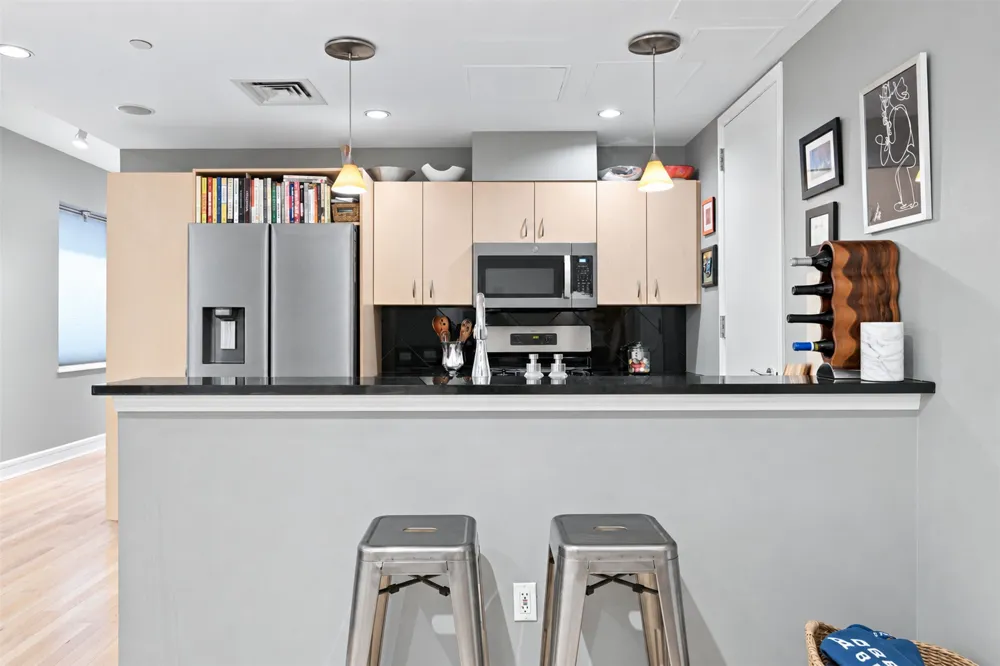 901 W 9th Street #216 Austin, TX 78703