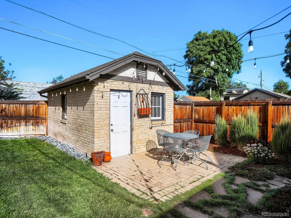 1901 S Sherman Street Denver, CO 80210