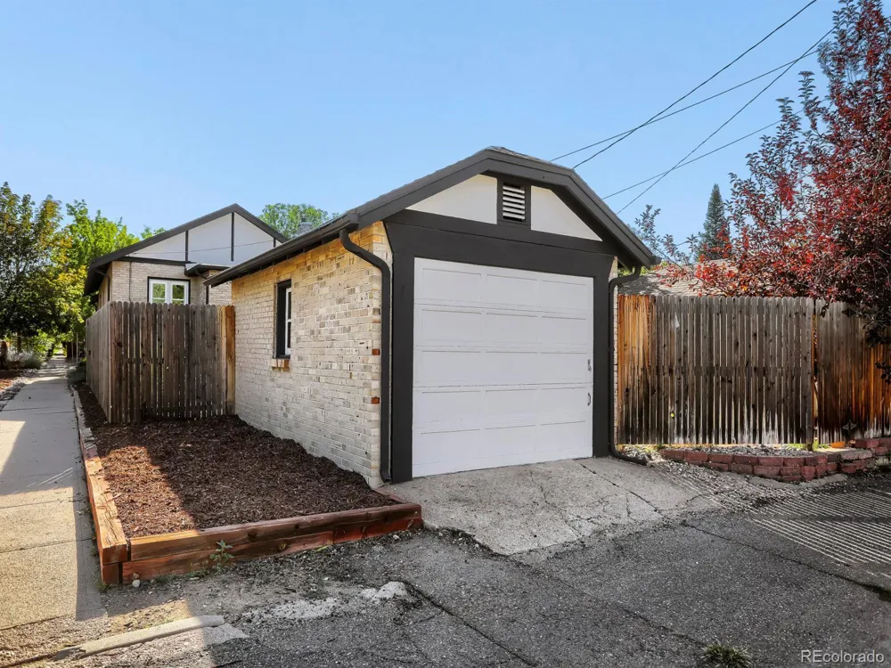 1901 S Sherman Street Denver, CO 80210