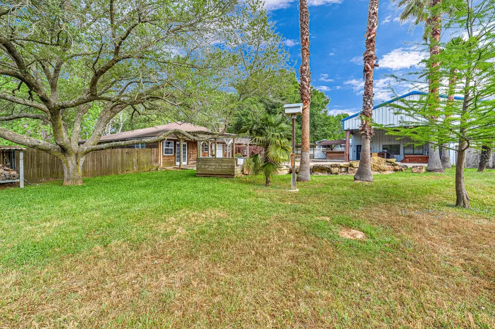 18718 Vickers Road Cypress, TX 77433