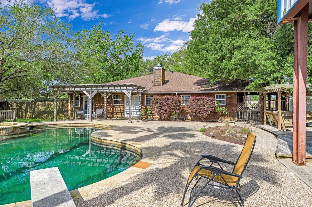 18718 Vickers Road Cypress, TX 77433