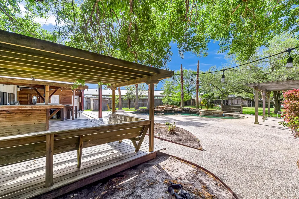 18718 Vickers Road Cypress, TX 77433