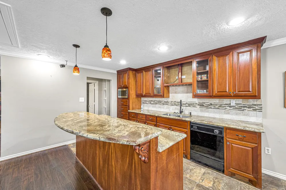 18718 Vickers Road Cypress, TX 77433