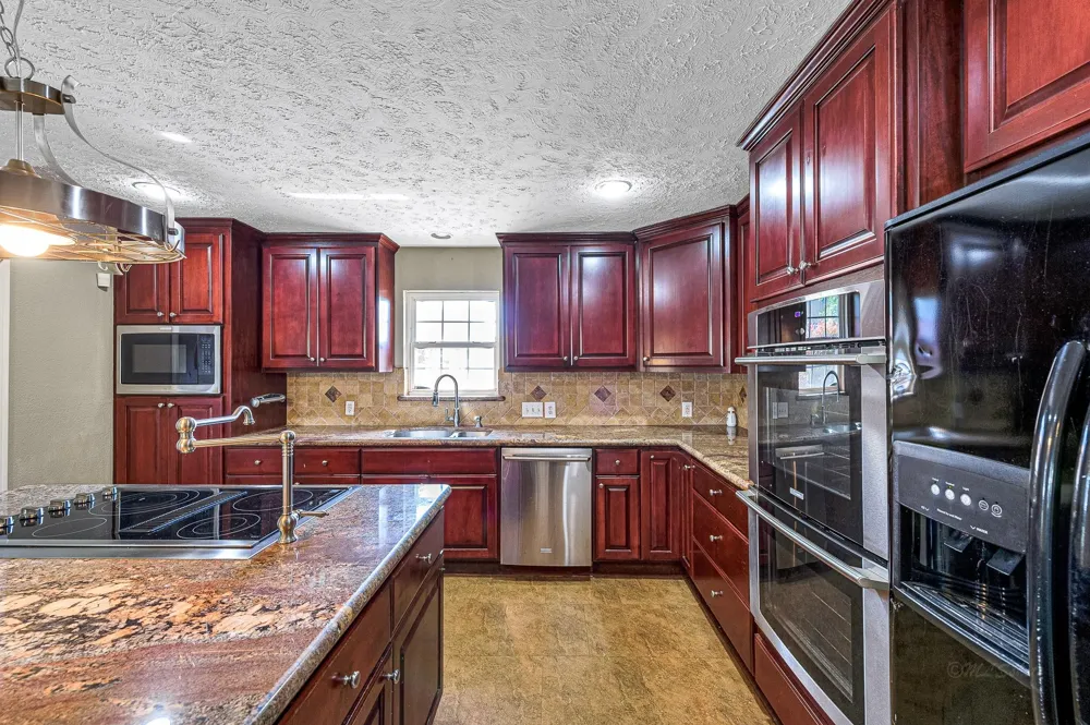 18718 Vickers Road Cypress, TX 77433