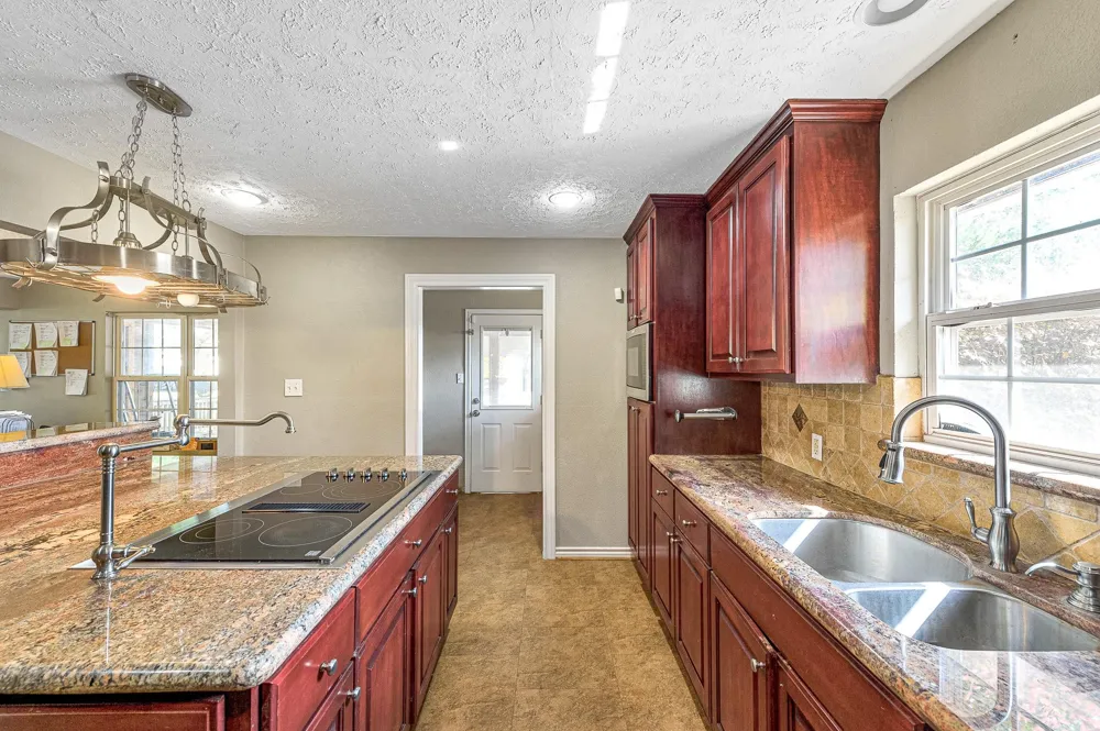 18718 Vickers Road Cypress, TX 77433
