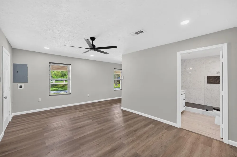 1718 County Road 401 Dayton, TX 77535